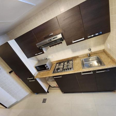 Furnished Studio apartment near Business Bay Metro Station Dubai Esterno foto