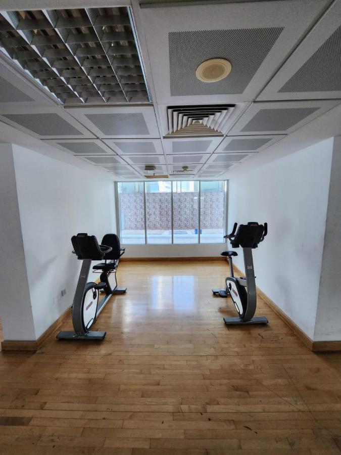 Furnished Studio apartment near Business Bay Metro Station Dubai Esterno foto