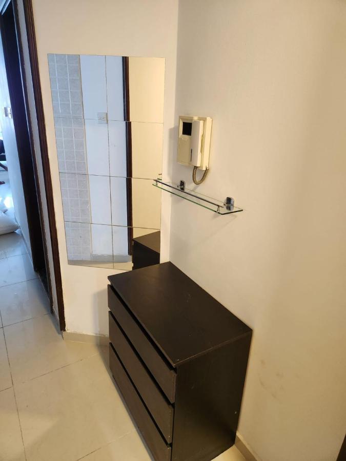 Furnished Studio apartment near Business Bay Metro Station Dubai Esterno foto
